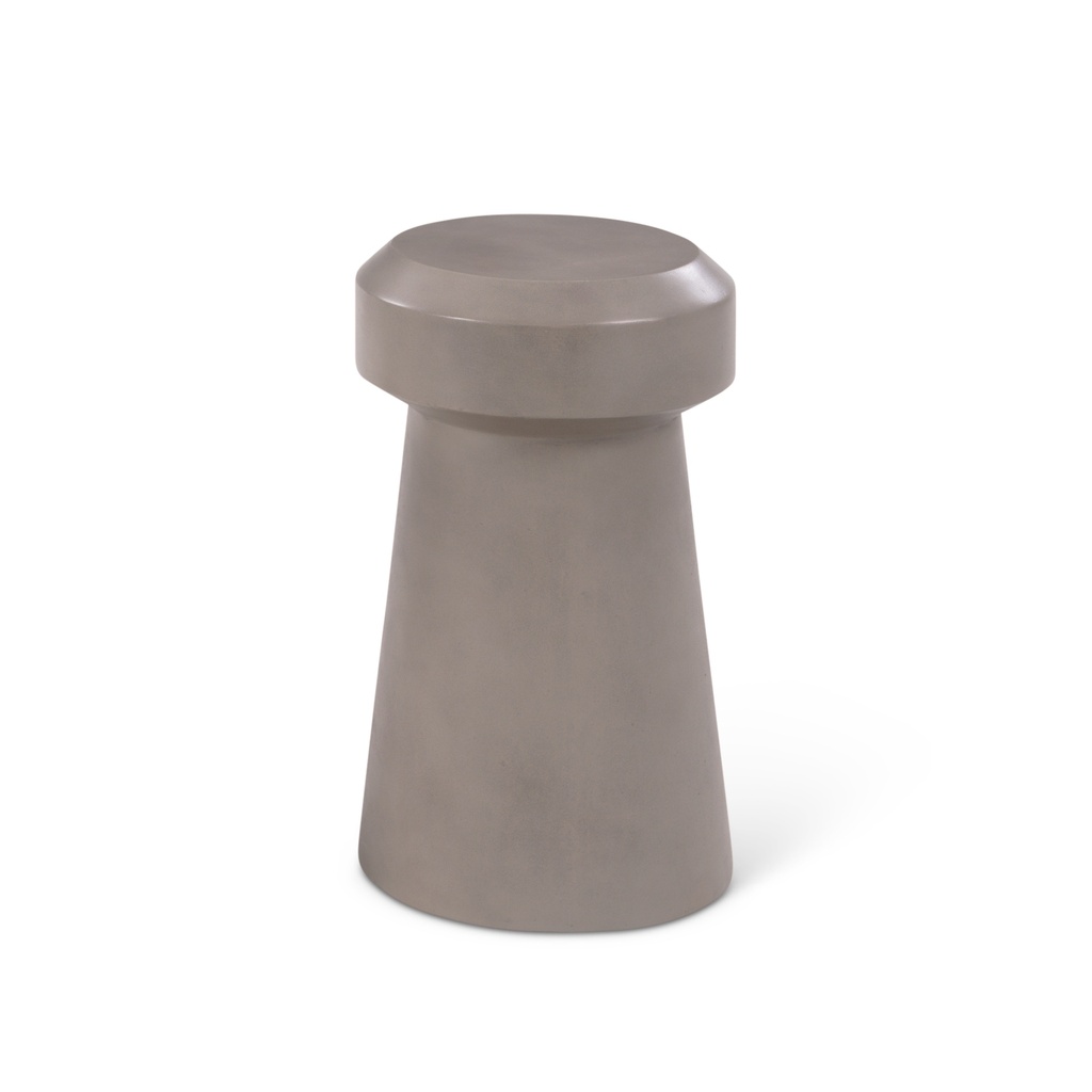 Magnus End Table